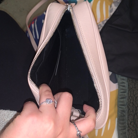 Yves Saint Laurent Blush Crossbody Bag - Picture 7 of 8